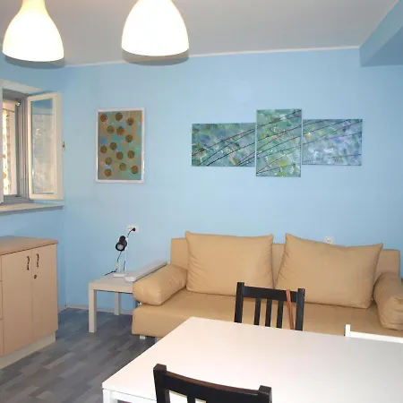 Sky 48 Apartment *